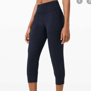 Lululemon Align Jogger Crop 23" Sz 6 Navy